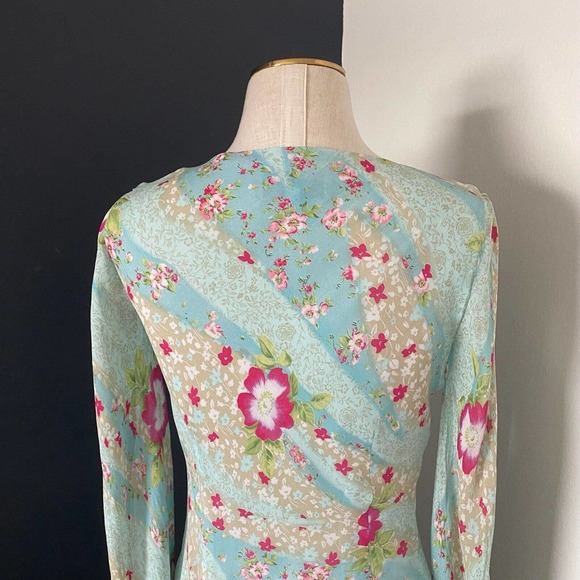 Carrie Hutton Y2K V-Neck Floral Flowy Midi Dress Cut Out Sleeves - Picture 9 of 15